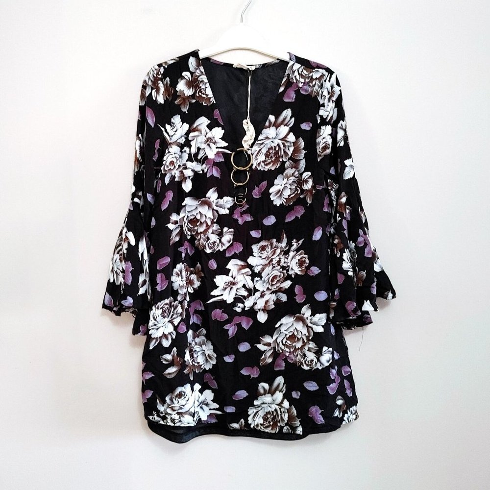 Entro Boho Tunic Top Womens Small Black Floral Bell Sleeve V Neck